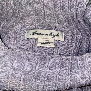 American Eagle gray sweater
